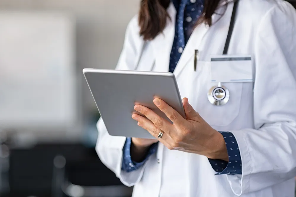 Haben alle Ärzte Zugriff auf die elektronische Patientenakte? – Zugriffsrechte, Datenschutz & Voraussetzungen