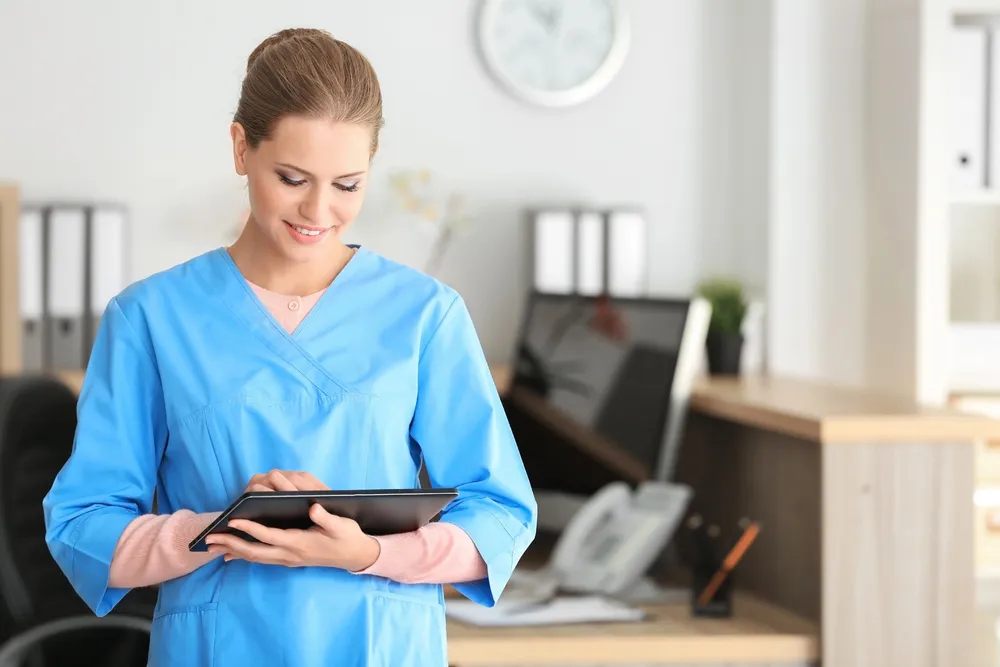 Was verdient eine MFA in einer Privatpraxis? Gehaltsspannen und Einflussfaktoren